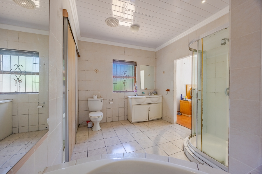 4 Bedroom Property for Sale in Riverton Western Cape